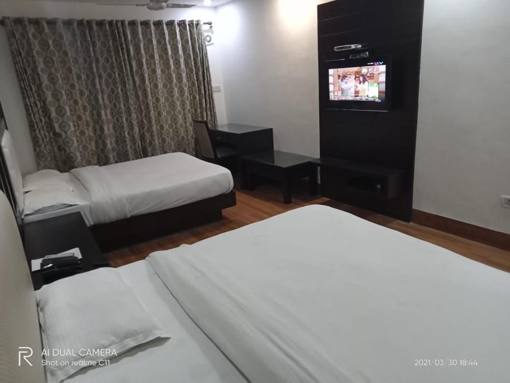 Hotel Basera Mussoorie Kültér fotó