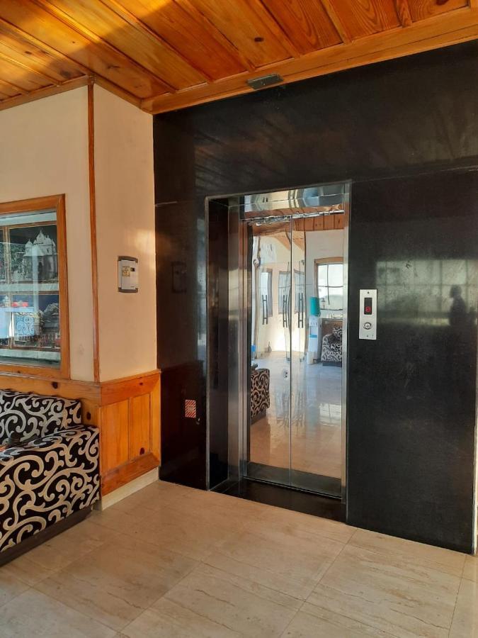Hotel Basera Mussoorie Kültér fotó